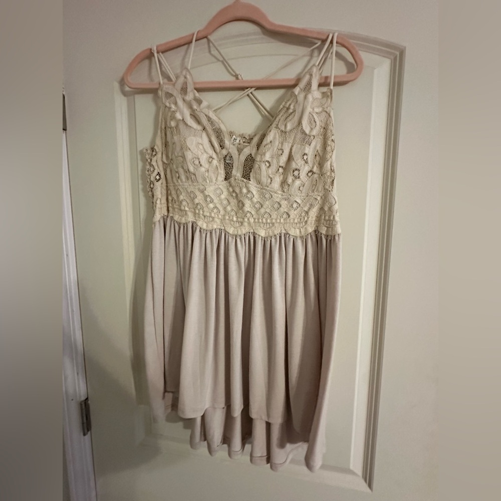 Elegant Cream Lace Top